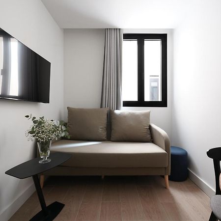 Numa Madrid Sol Aparthotel Bagian luar foto